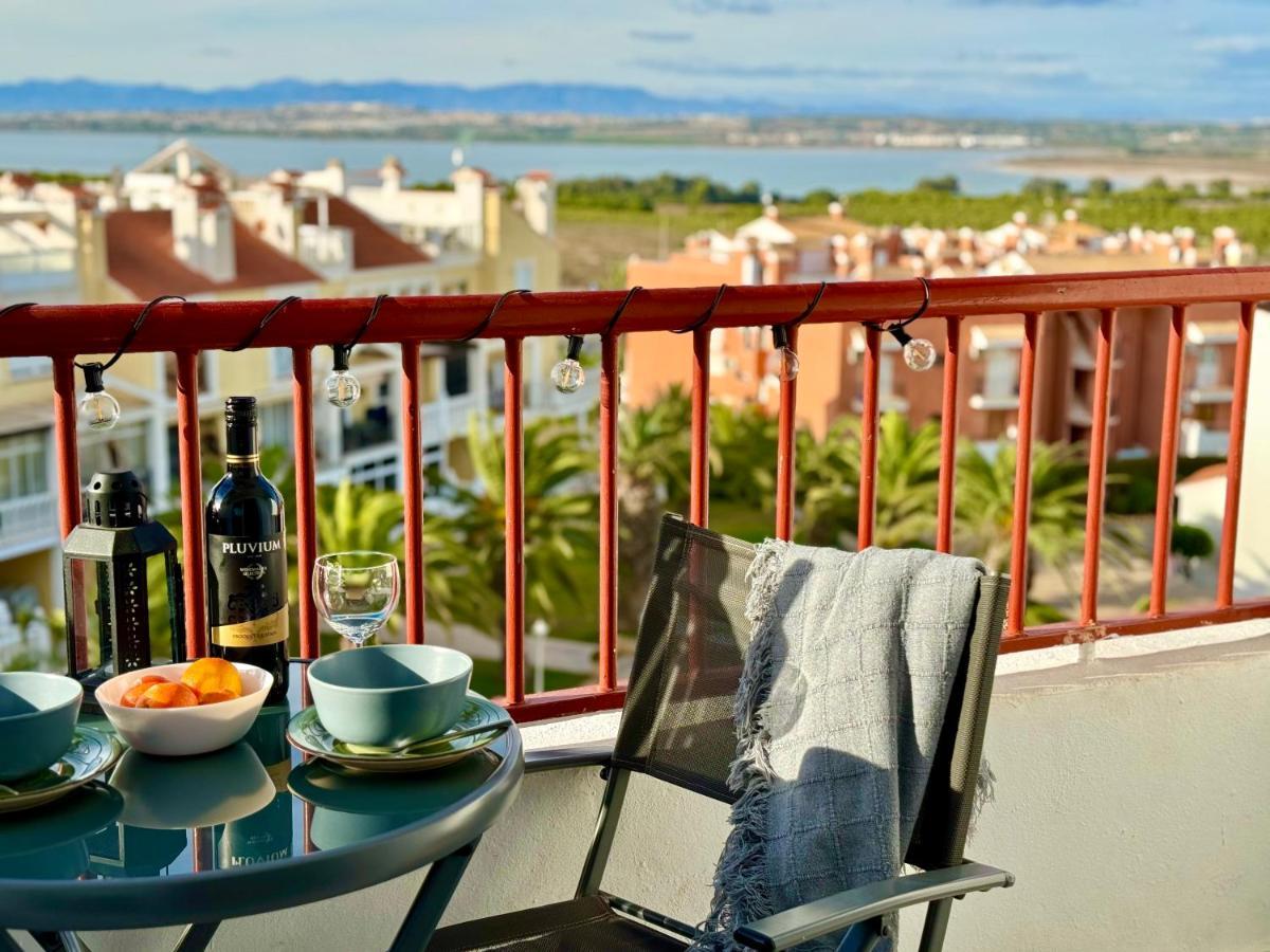 Sunrise In La Mata Apartment *
